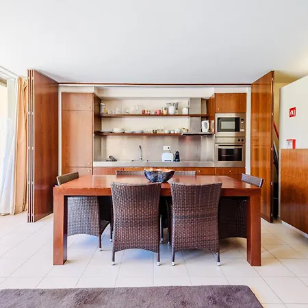 Lagoas Salgados Retreat ギーア