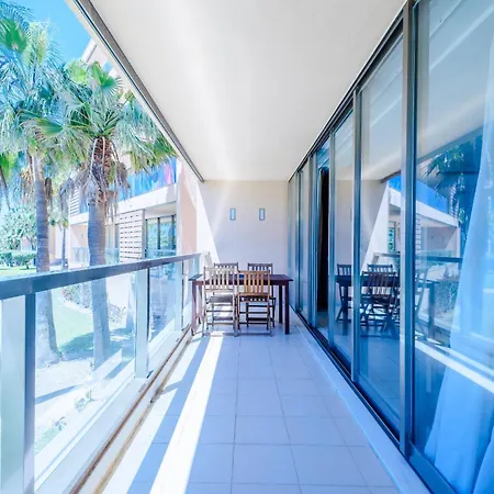 Lagoas Salgados Retreat アパート *