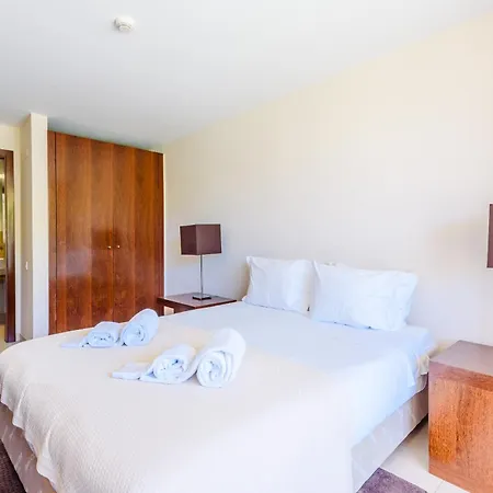 Lagoas Salgados Retreat شقة